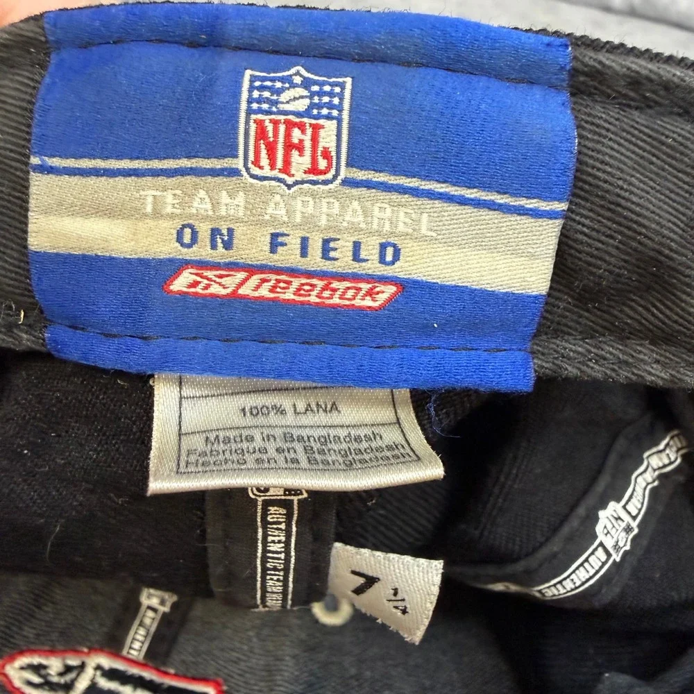 Atlanta Falcons Reebok On Field Fitted Hat Black 100% Wool‎ NFL Size 7 1/4 Vtg